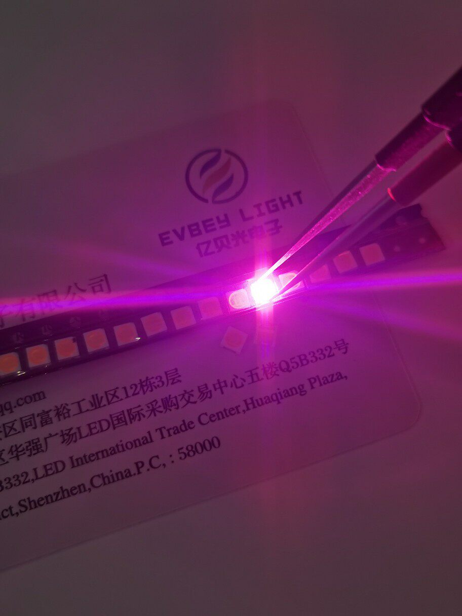 3030粉红色灯珠超高亮3030粉红发光二极管3030粉红贴片LED灯珠