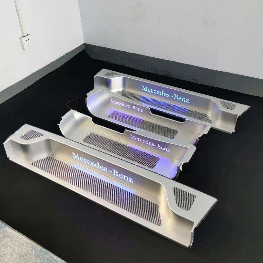 适用于奔驰威门槛条V260全包覆盖LED灯迎宾踏板