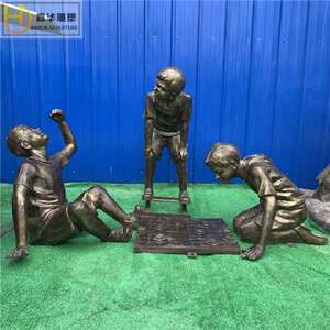 玻璃钢铸铜民俗文化童趣小孩撞拐玩耍校园商业街仿铜人物现货雕塑