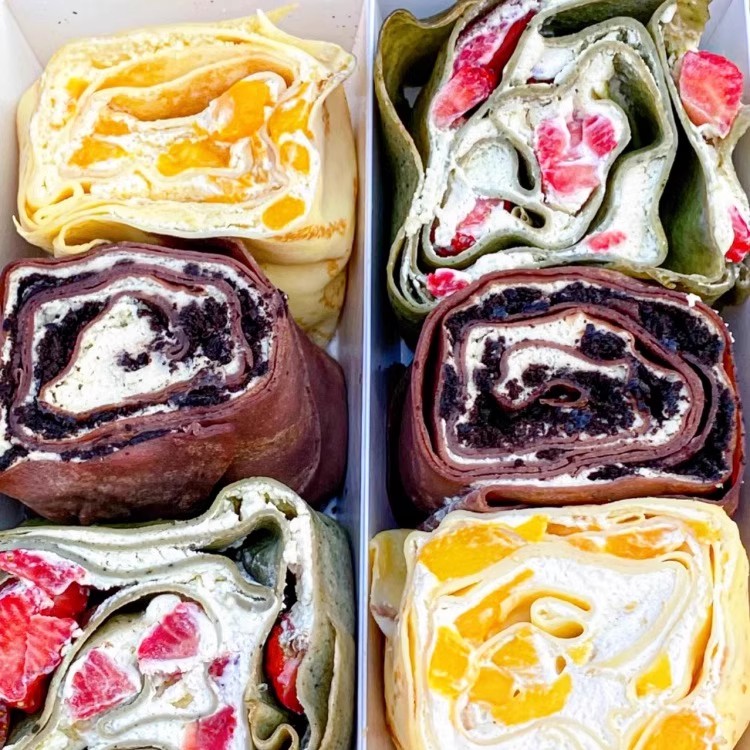 爆浆毛巾卷蛋糕网红爆款现做现发甜品草莓下午茶奶油糕点心零食品