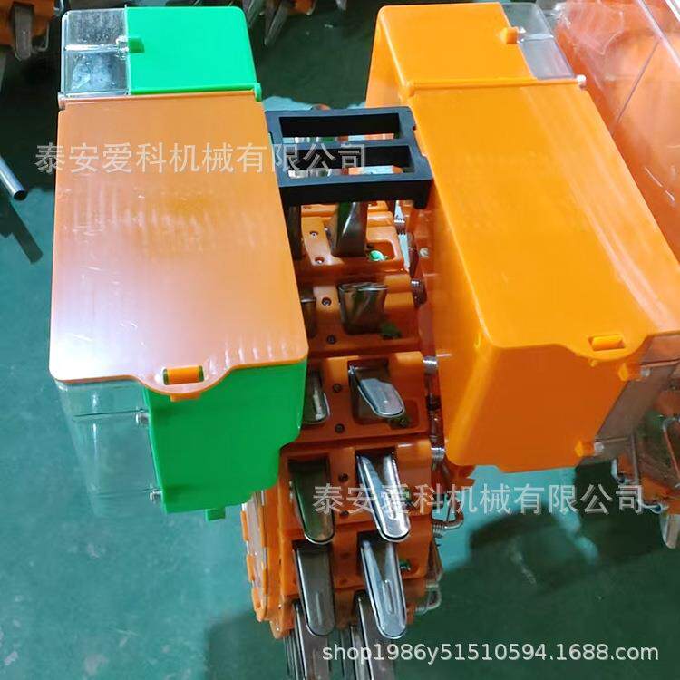 新款手推式播种施肥一体机玉米大豆花生播种施肥一体机点播机种植