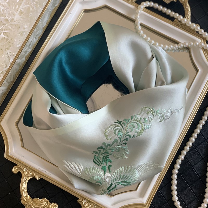 杭州丝绸真丝桑蚕丝围巾披肩女送妈妈婆婆生日礼物苏绣丝巾礼盒装