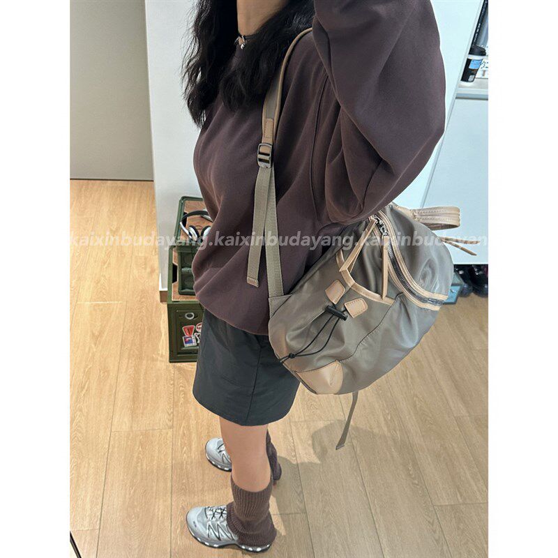 【开心不打烊】超好用轻便大容量双肩包旅行包双肩包登山包电脑包