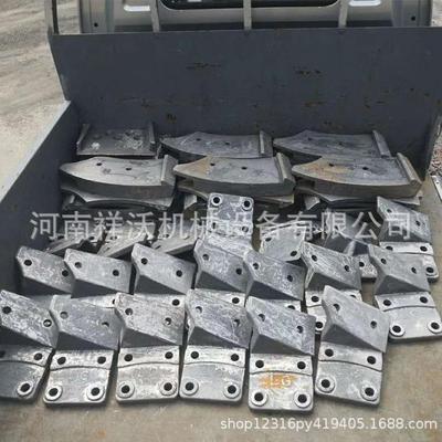 供应138雷蒙磨粉机配件欧版雷蒙磨辊环全套雷蒙机易损耐磨配件