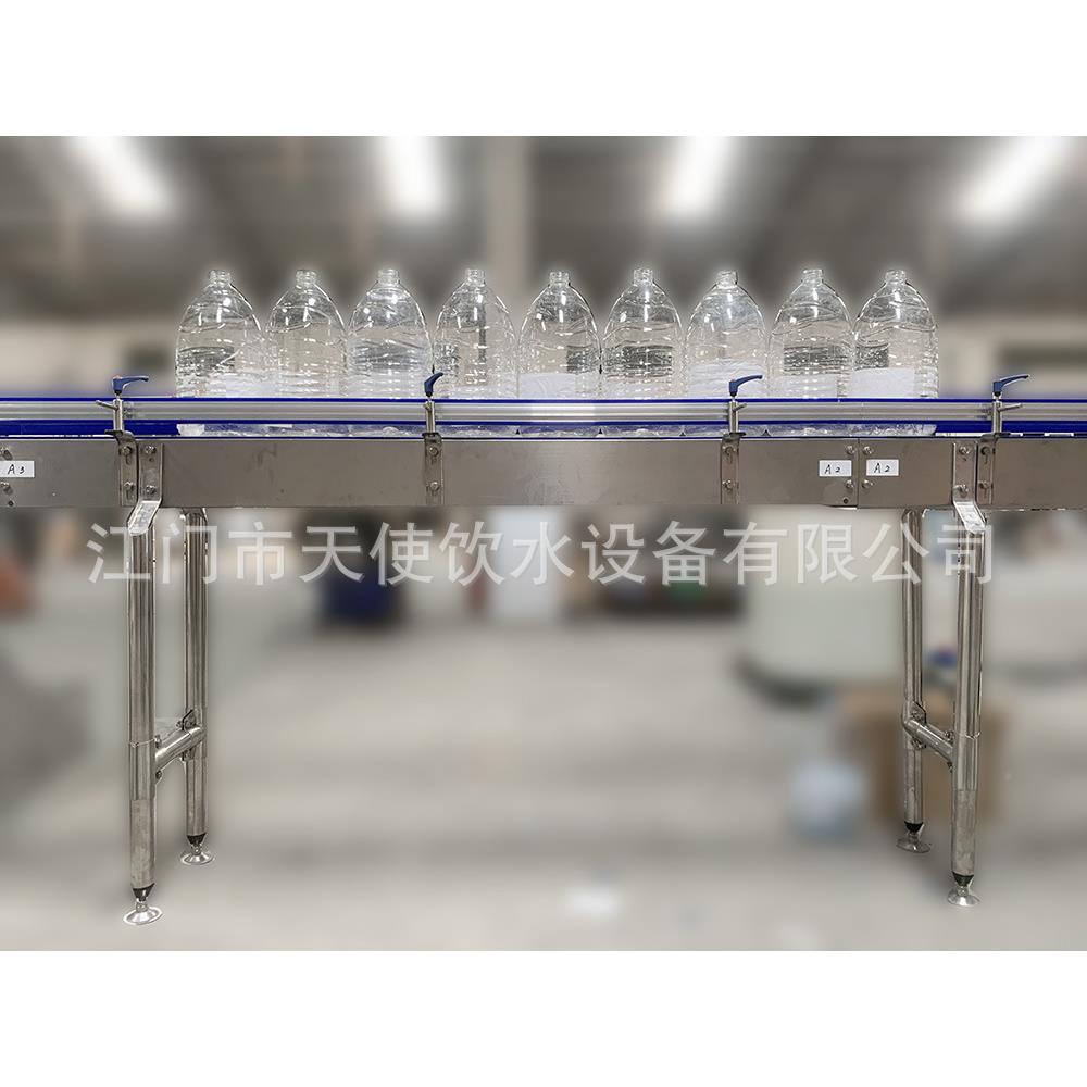 供装ZQT应3-10L桶灌机塑料瓶三合灌一全自动果汁饮料灌装机矿泉水