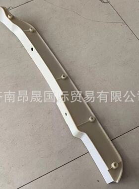 重汽HOWO T7H 汕德卡C7H C9H TX7 保险杠左装饰板 812W41610-0004