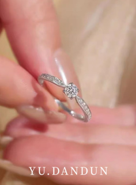 莫桑戒指30分钻四爪银河护卫