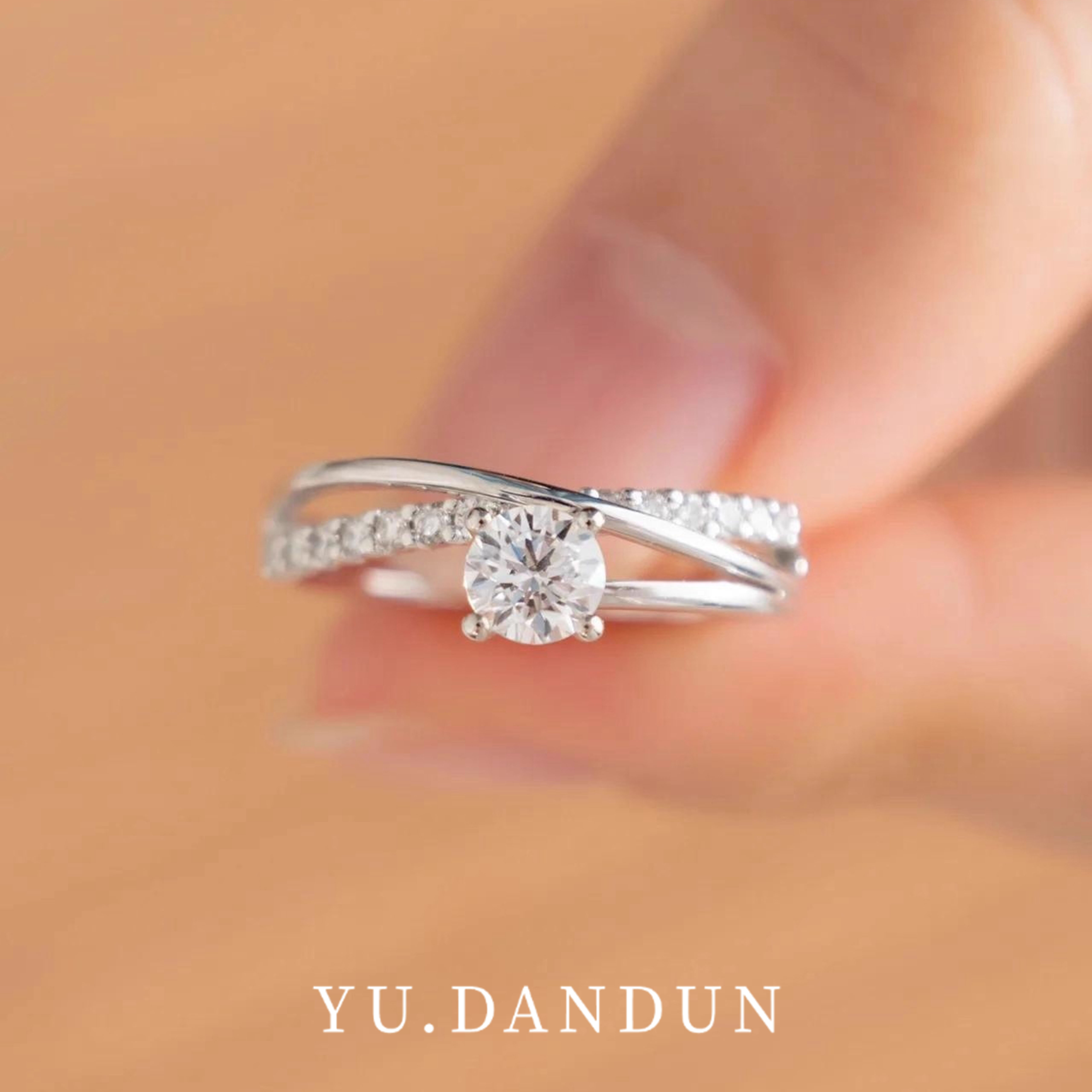 莫桑戒指50分星轨钻交叉缠绕