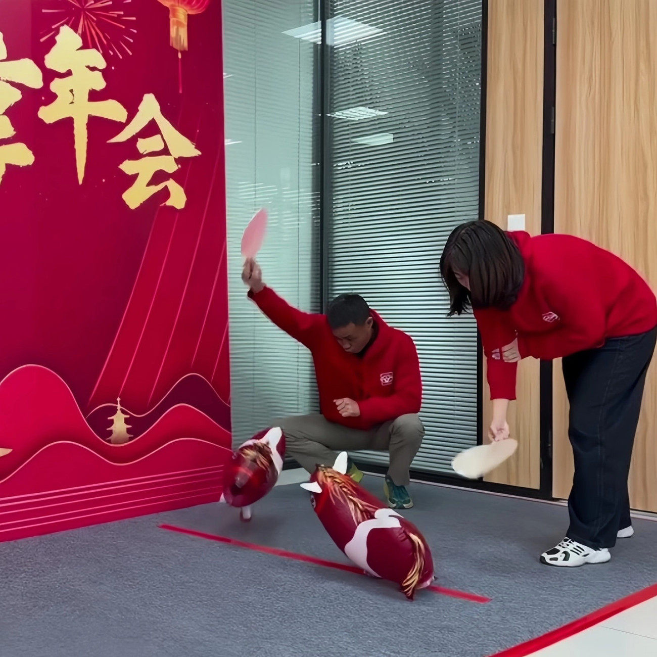 马到成功游戏道具春节新年公司年会活动赶鸡鸭入笼运动会气球道具,节庆用品/礼品,气球,淘宝优惠券,粉丝福利购,淘宝优惠卷