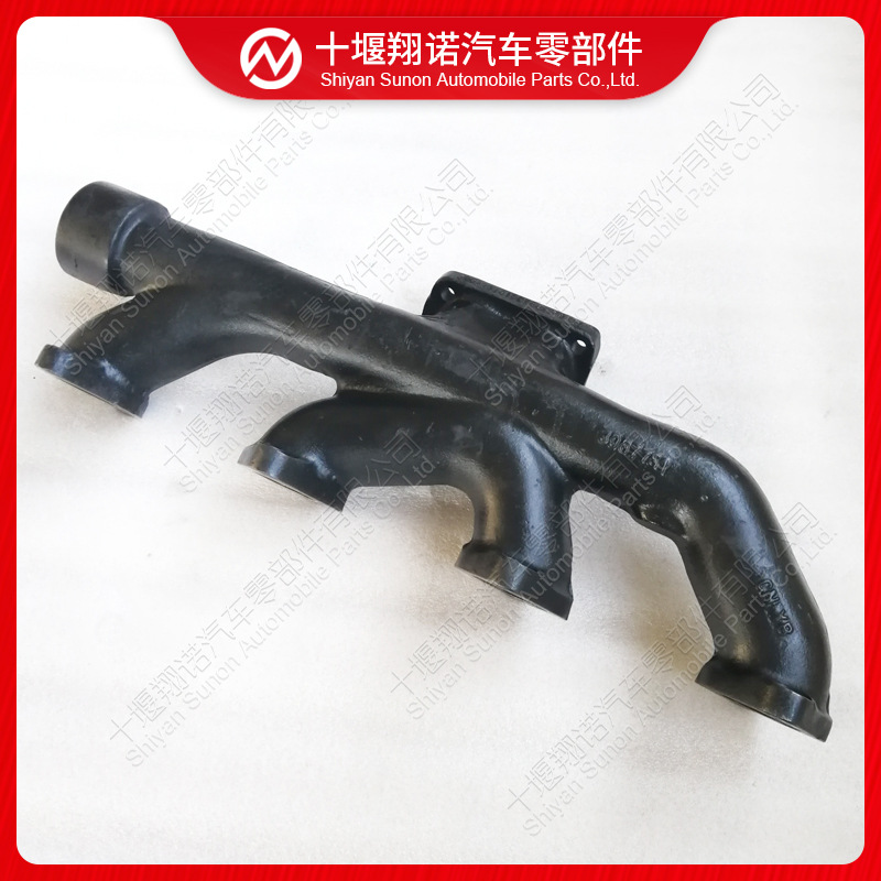 康明斯发动机配件排气歧管3967751 3967750