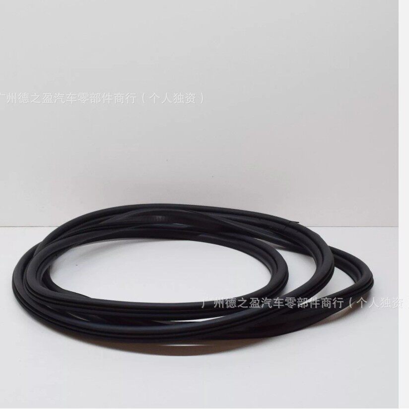适用于路虎揽胜(02-12)尾门密封条LR024161