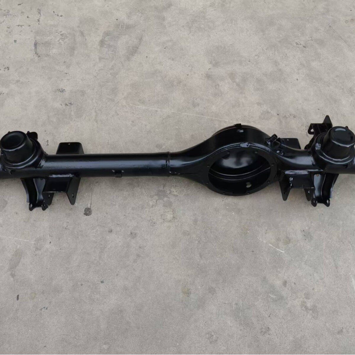 45500-81A82适用于吉姆尼JB43车型前桥壳