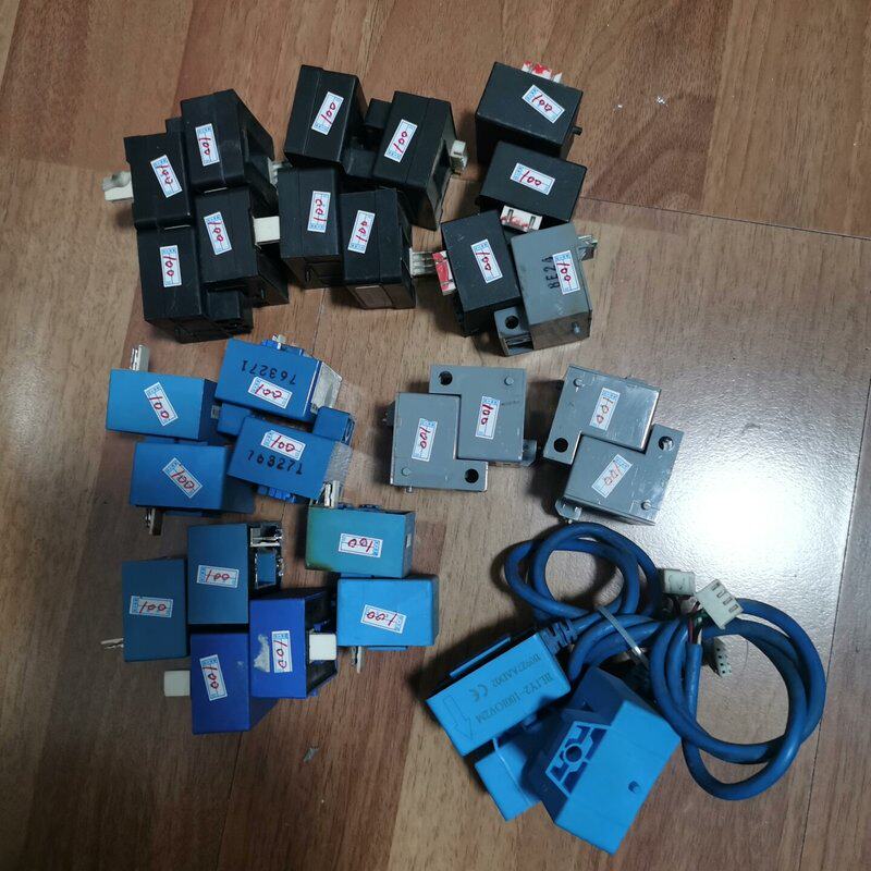 议价电流传感器100A/4V