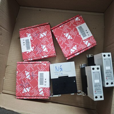 议价佳乐固态继电器RJ1A60D30E
