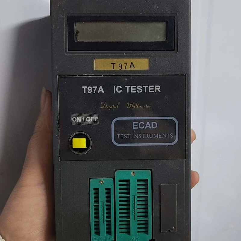 议价集成电路测试仪T97A,成色如图,有4台,
