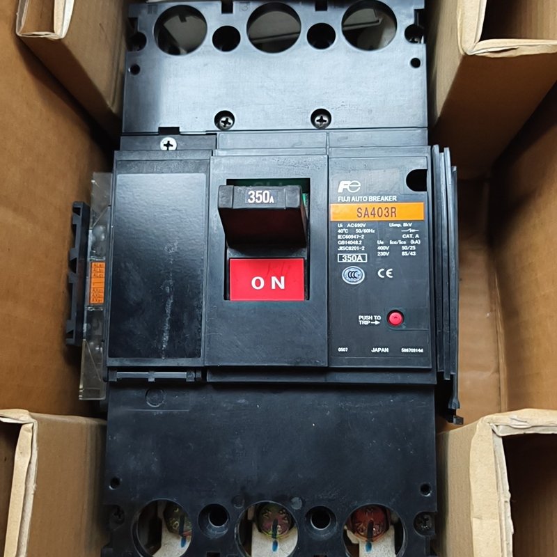 议价富士SA403R断路器,350A,三相,AC 690V,50