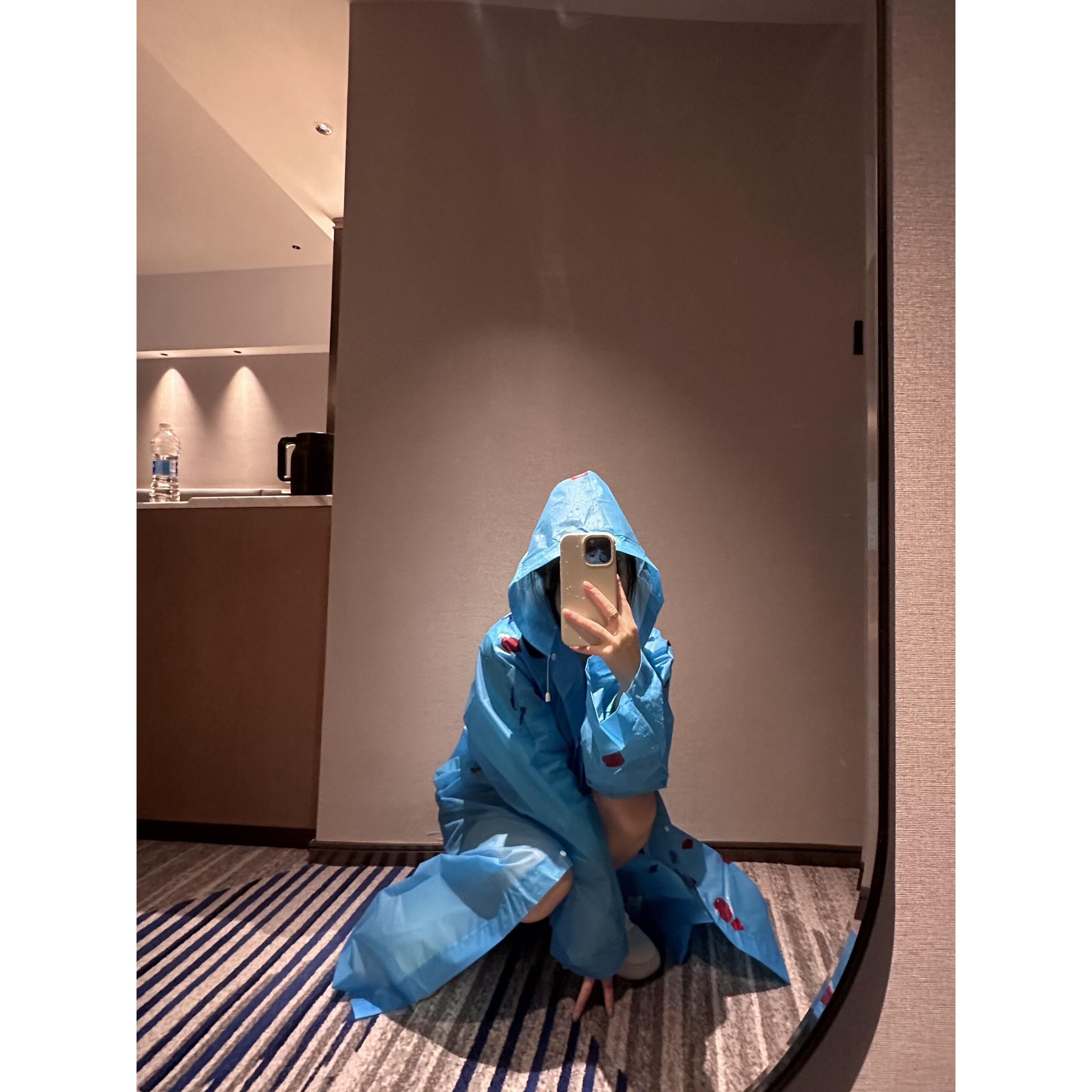 非一次性雨衣出游可爱成人旅行便携加厚雨披户外登山透明连体女生