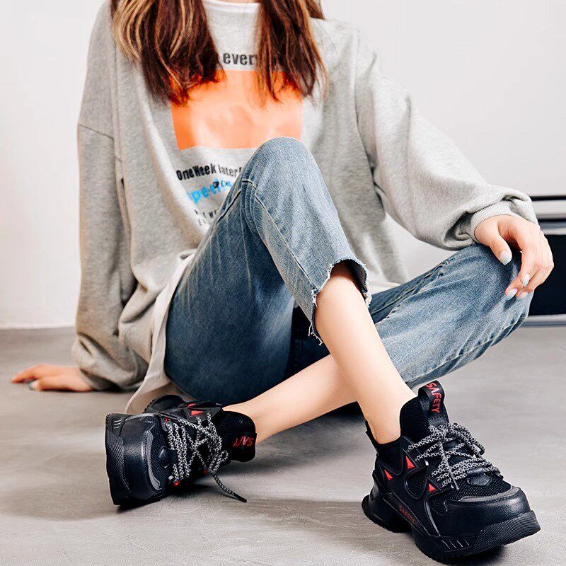 夏季新款超轻劳保鞋女透气钢包头防砸工作四季女士钢包头轻便时尚