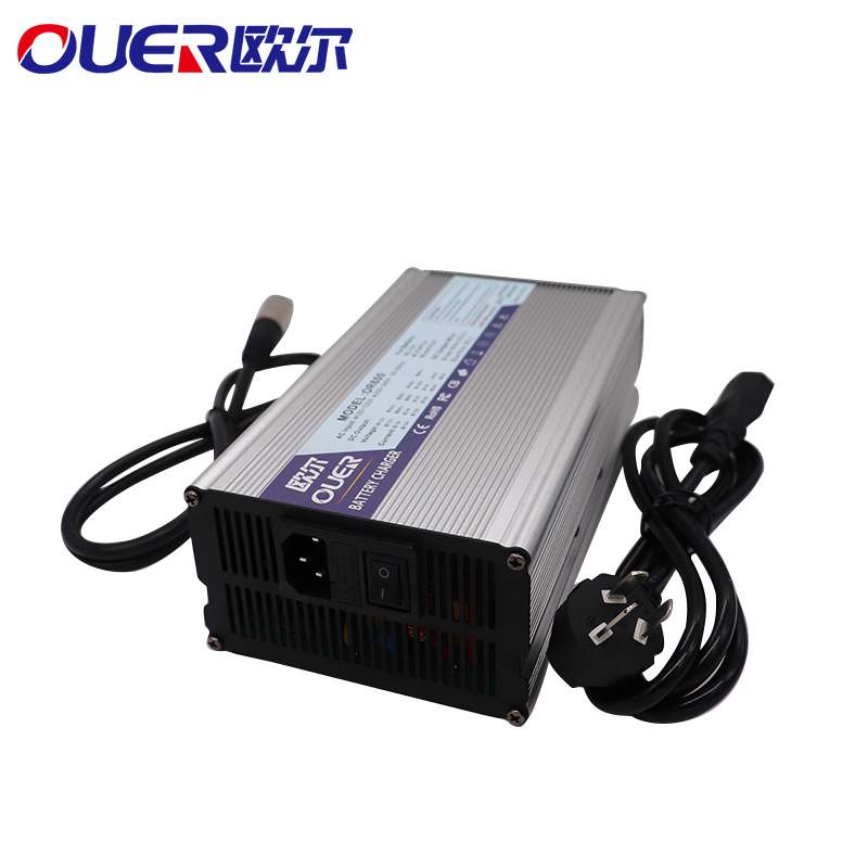 电动摩托三轮滑板观光车 12V 25A 铝壳充电器用于13.8V铅酸电池