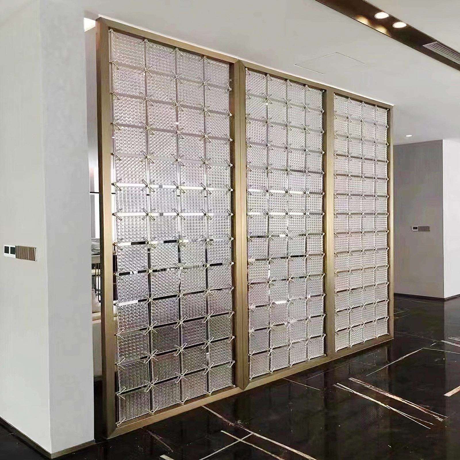 客厅入户挂片水晶玻璃屏风不锈钢网红屏风玄关金属边框隔断墙装饰