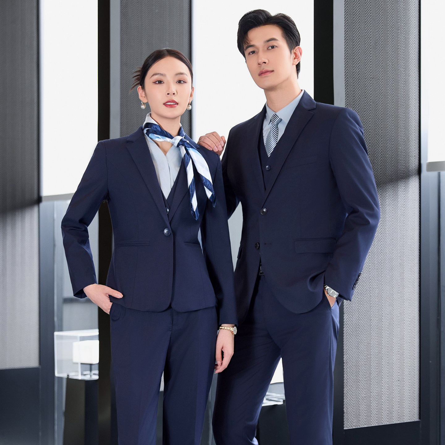 AITO华为鸿蒙智行问界4S店工作服销售工装西服套装男女款西装正装