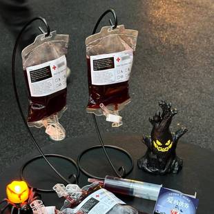 创意搞怪万圣节血袋饮料装饰吊瓶输液果汁袋吸血鬼血浆袋果酱袋