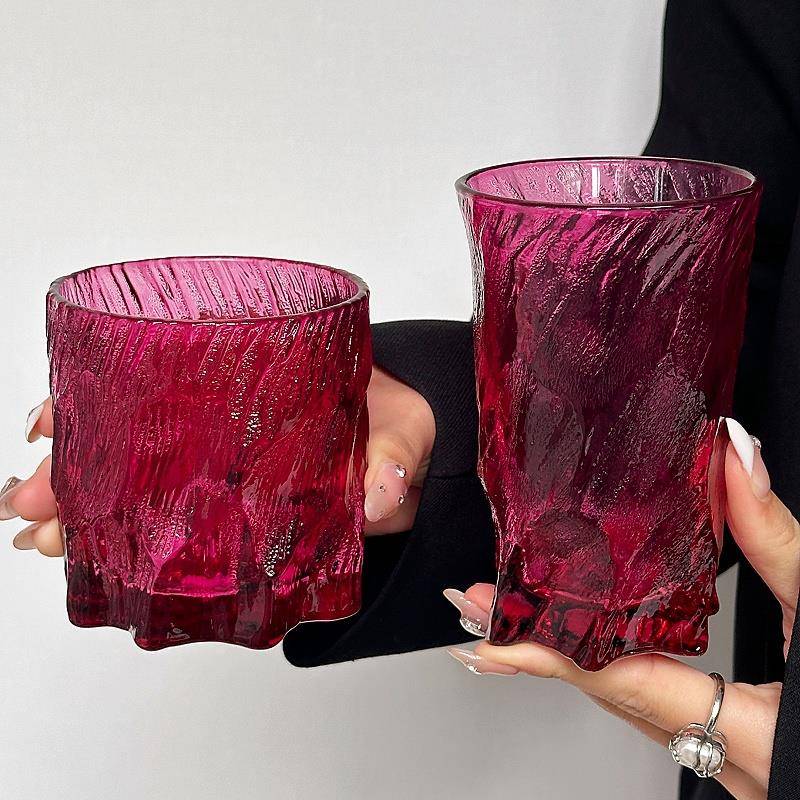 ins风玫红色玄冰玻璃杯家用喝水杯高级感威士忌酒杯冰川纹咖啡杯