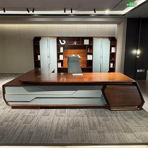 办公桌2024新款单人老板桌大班台实木高级感胡桃木高端总裁桌现代