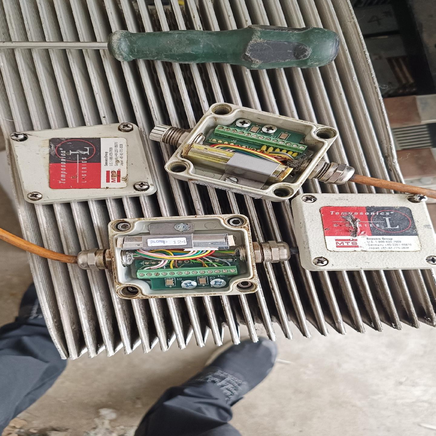 MTS 位置编码器盒子   用 有3个（佳毅工控）