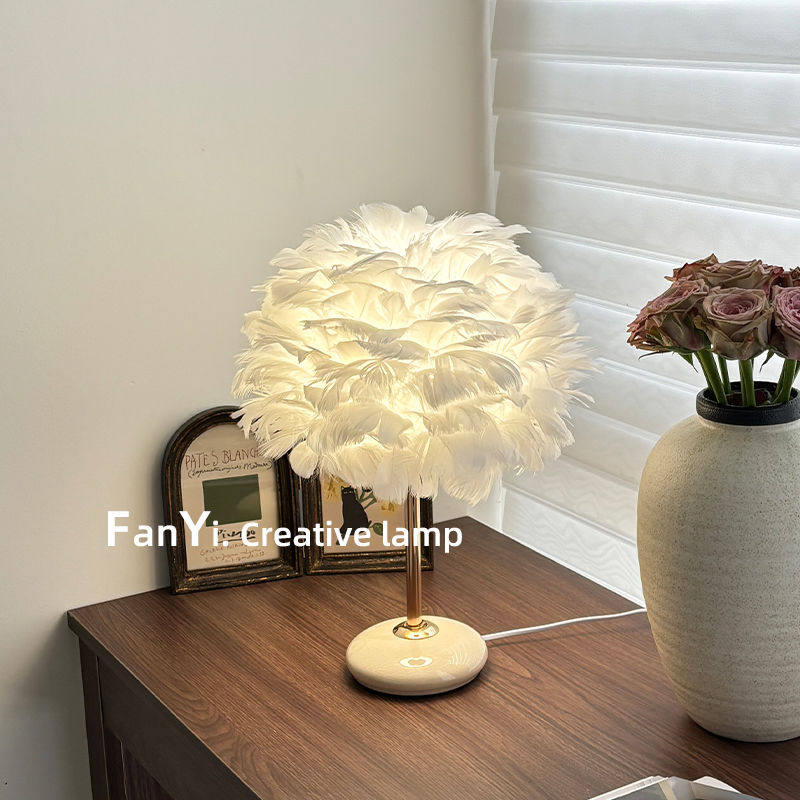 冰裂陶瓷羽毛台灯卧室床头灯氛围灯轻奢家居高级感装饰氛围小