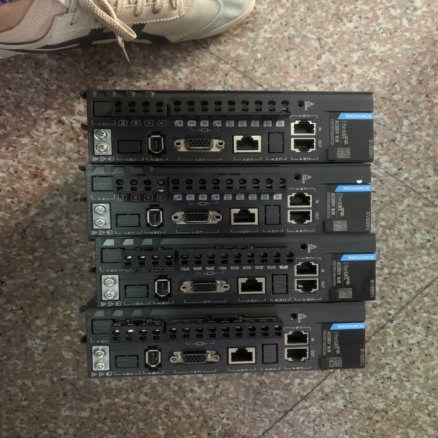 汇川伺服驱动器SV635NS7R6I(1kw) 共4个 成色~询价