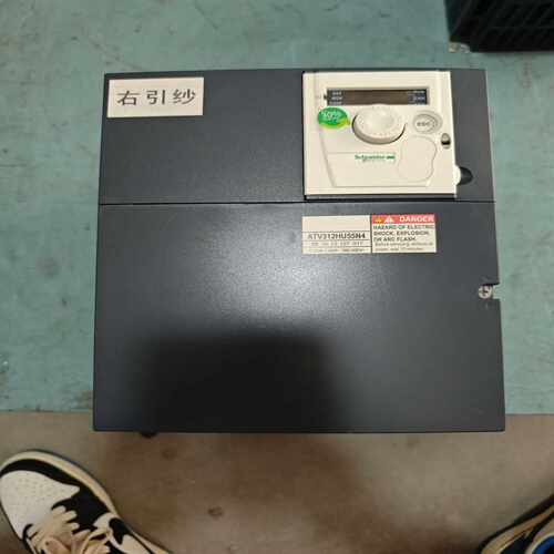 施耐德312变频器5.5kw，ATV312HU55N4，大厂--议价商品
