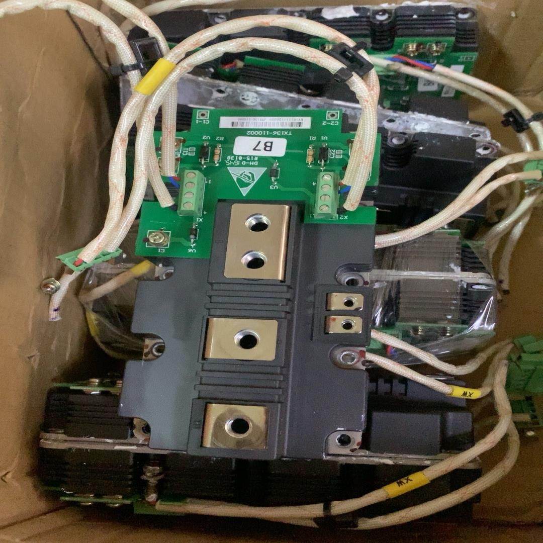 2MBI900VXA-120E-50 用联系我~询价