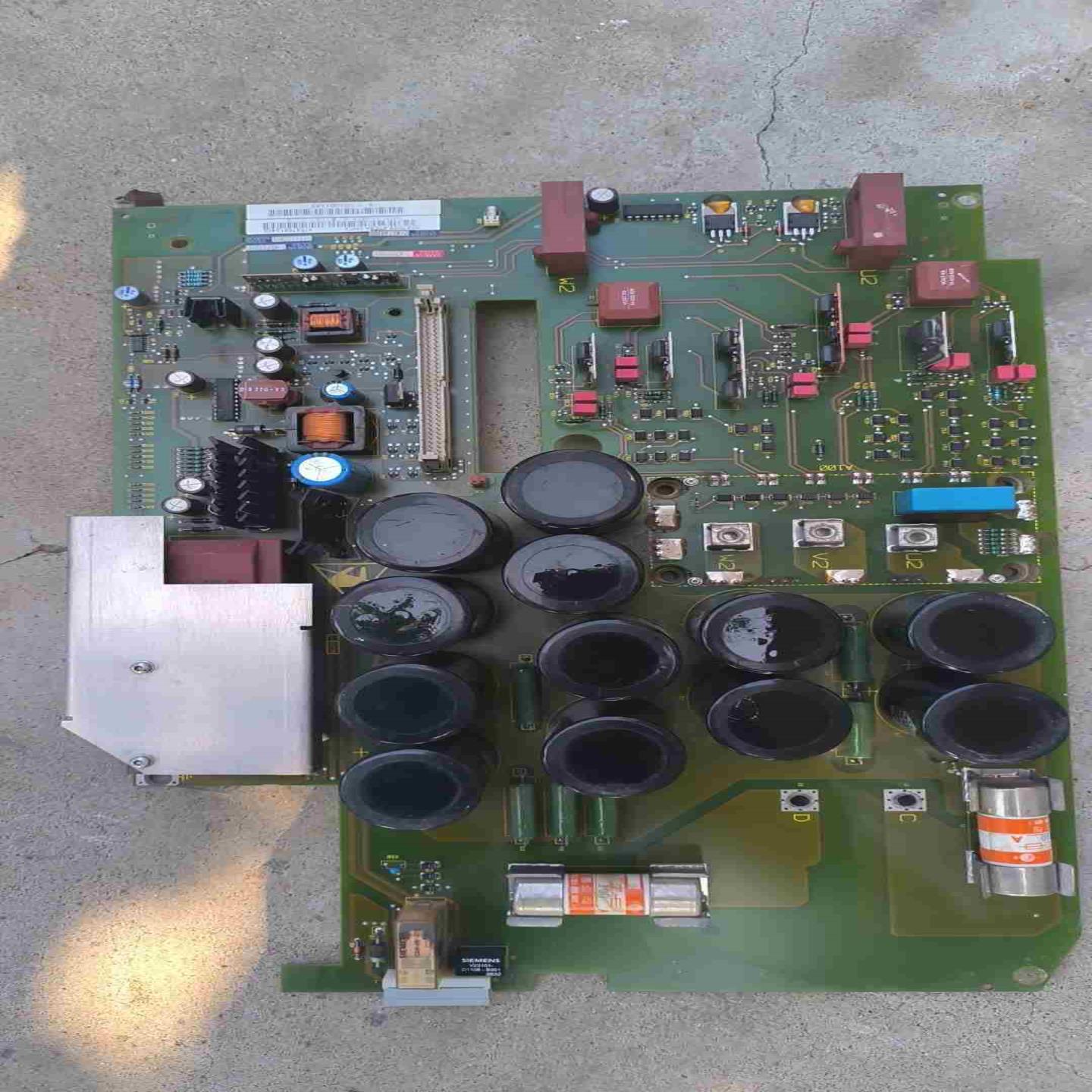 6SE7022-6TC84-1HF3变频器驱动板~询价