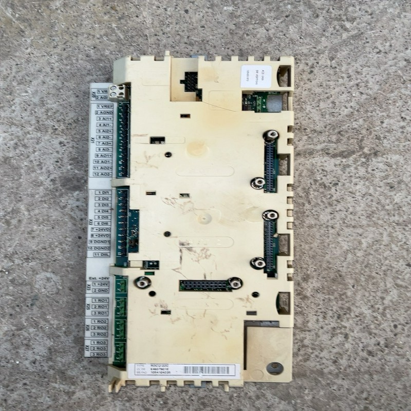 议价RDCU-02CABB ACS800变频器主板，拆机包好