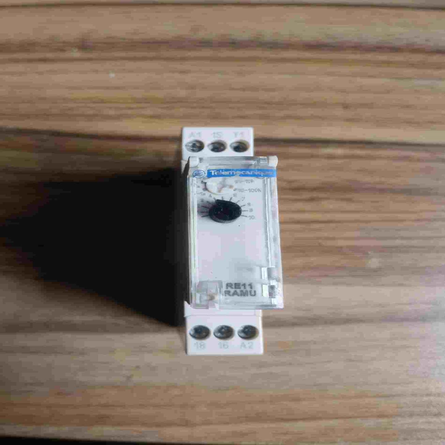 1-4-2时间继电器RE11RAMU询价