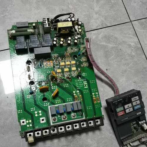 【星慕电子】众辰变频器XL800T-22KY-4线路板一套，成色不错