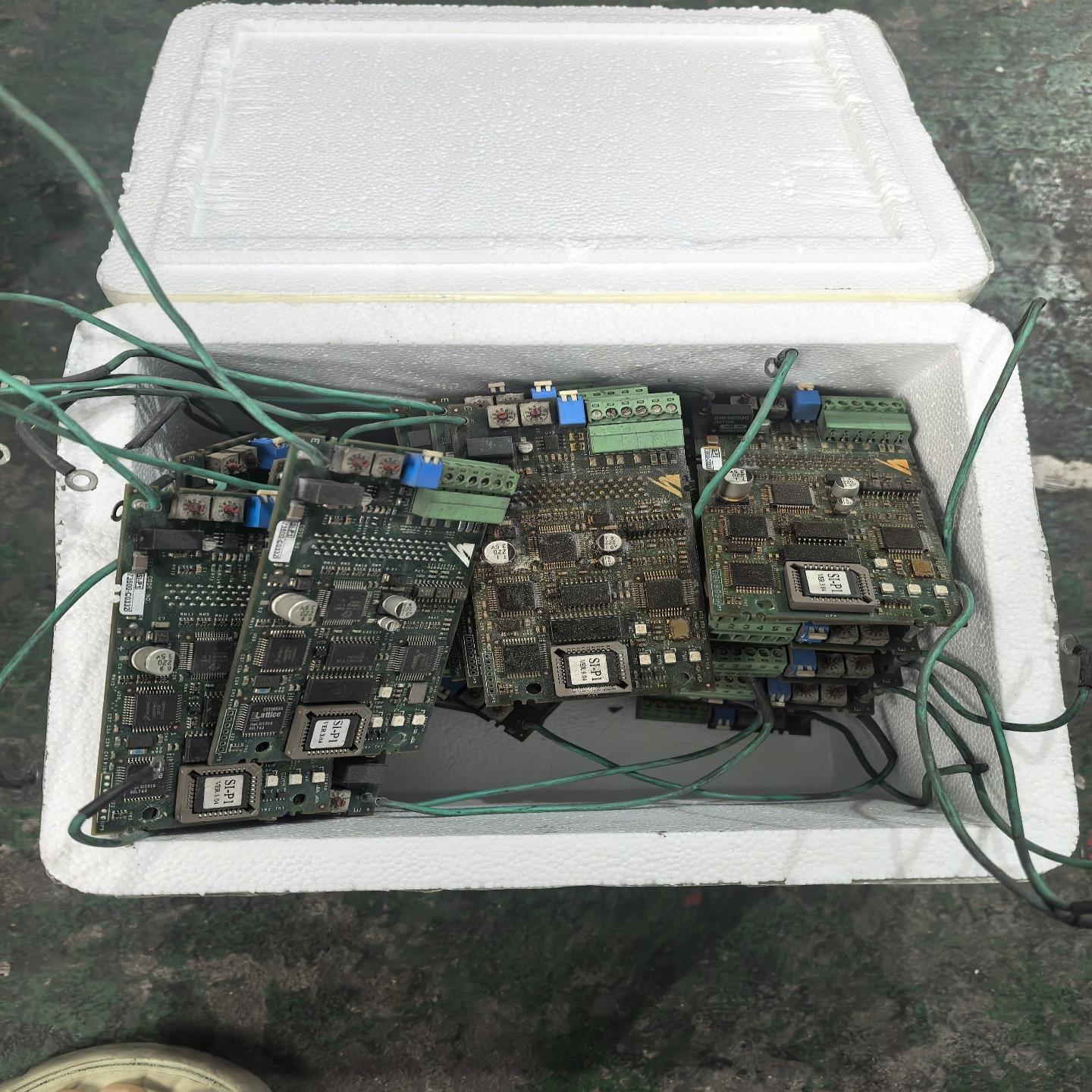 询价~安川PD通讯卡变频器通讯卡S1-P135张S1-PI 包