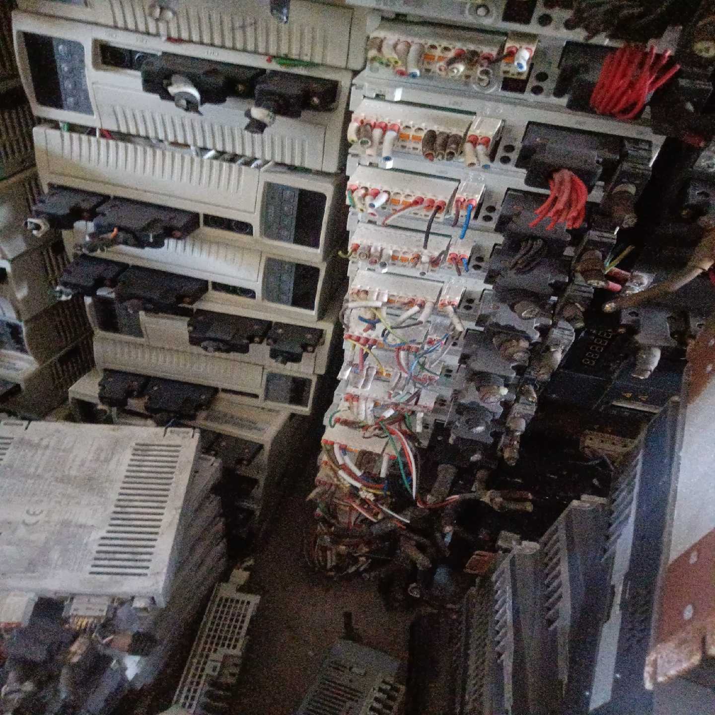 议价SMC驱动器LECSA2-S1，拆机包好成色比较好，10个起