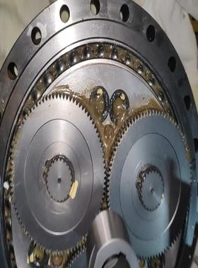 询价~发那科机器人2000IB210f二轴减速机