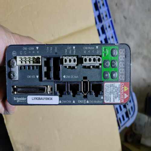 议~Schneider Electric/，LXM28AU