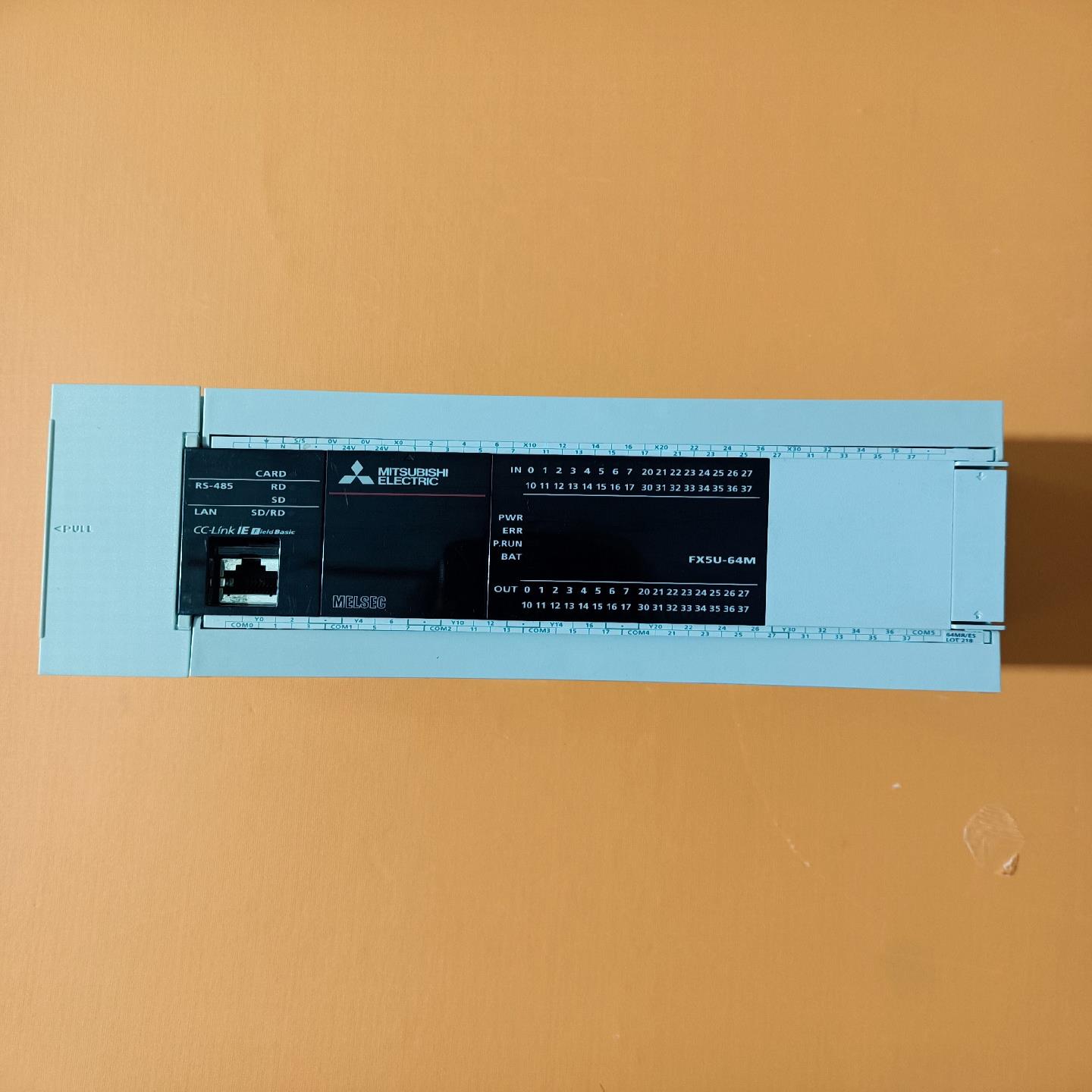 FX5U-64MR/ES，，功能， ，看上的（佳毅工控）