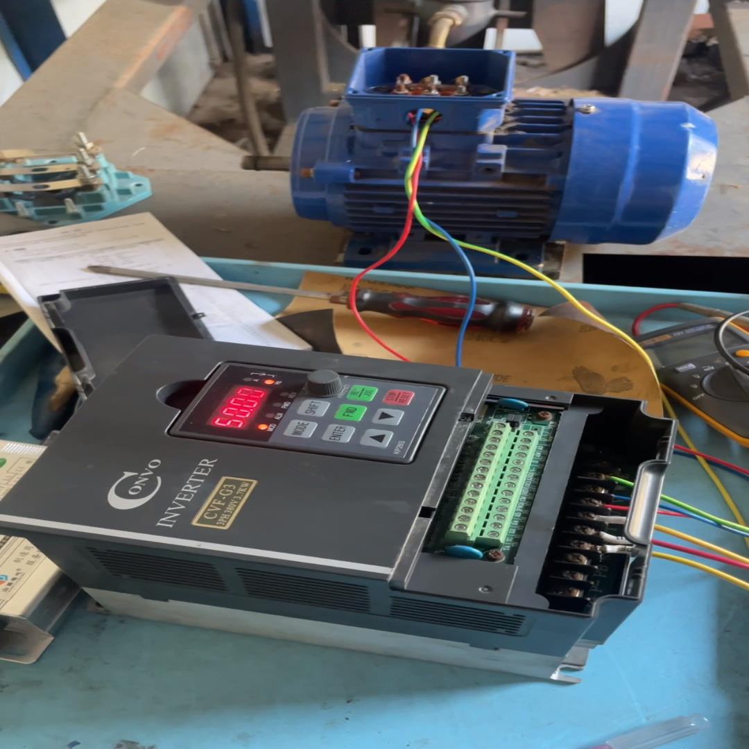 康沃变频器CVF-G3 功率:三相380V,3.7kw~询价