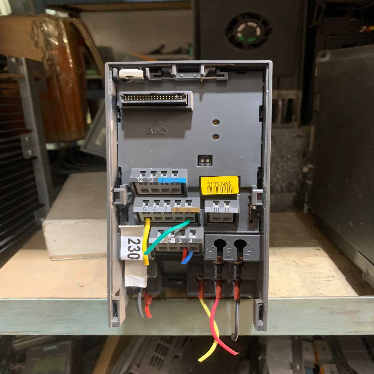 6SE6420-2UC13-7AA1 变频器 MM42~议价