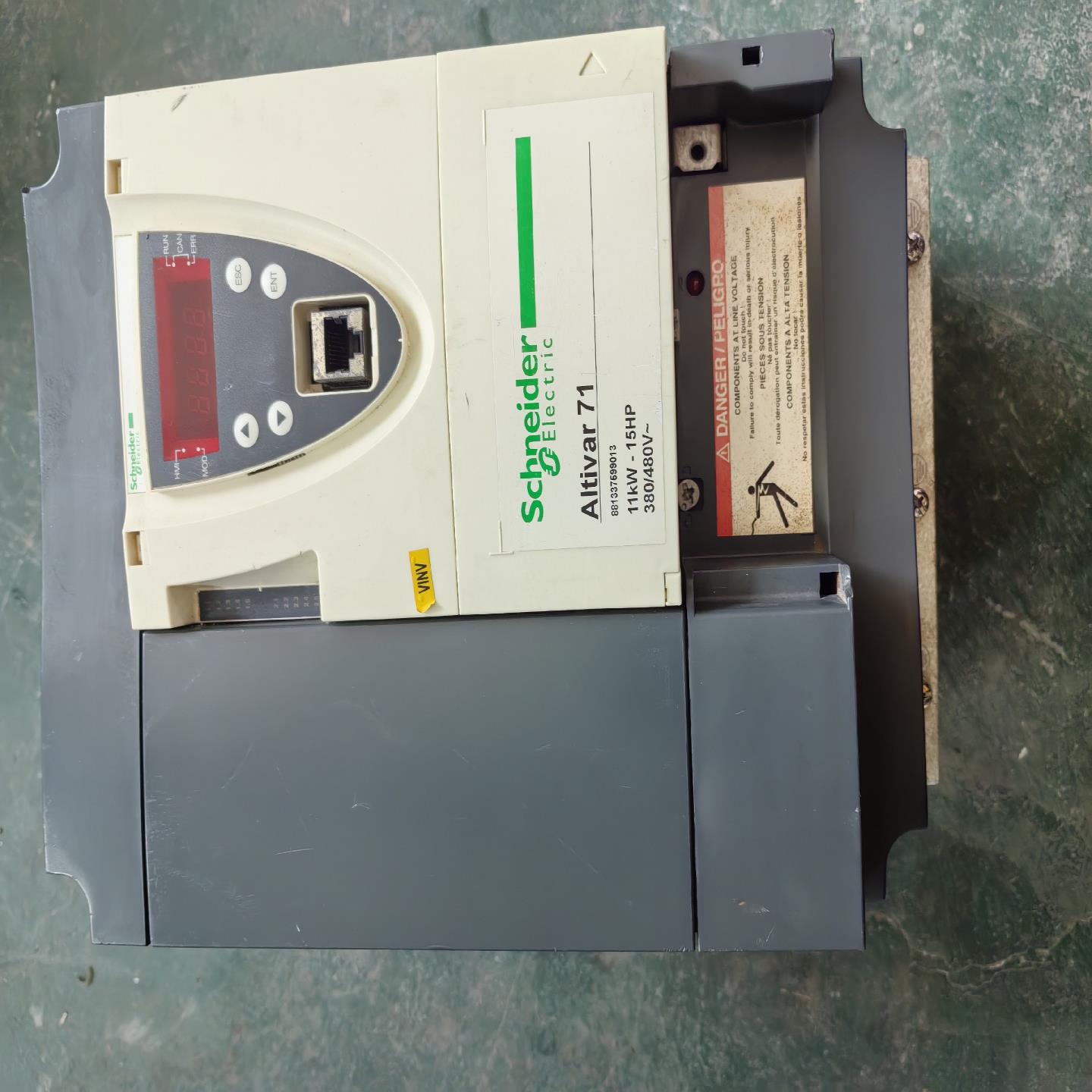 【议价】变频器ATV71HD11N4Z，380V/11KW，原