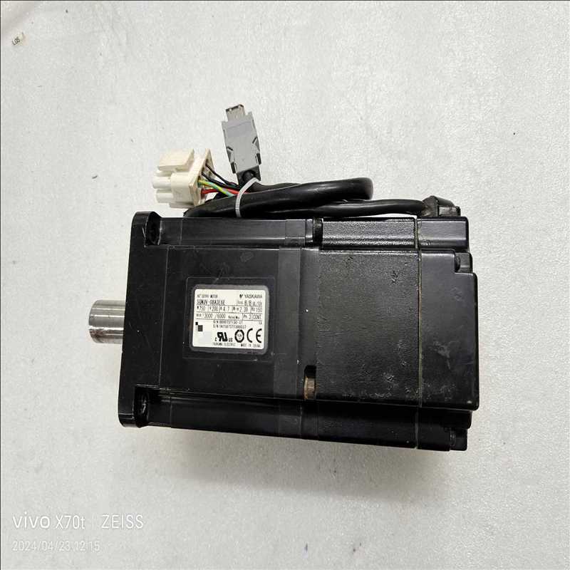 安川电机SGMJV-08A3E6E拆机包好实图拍漂亮（崽载电子）