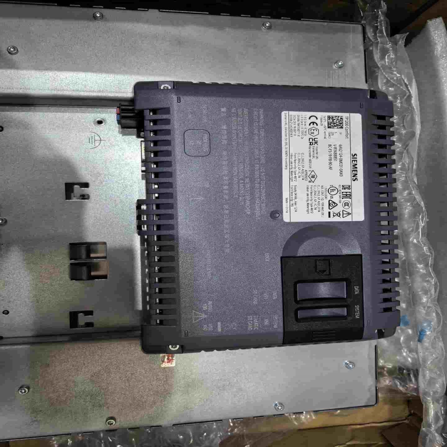 出闲置！西门子TP1200Comfort触摸屏，型号6AV--议价商品
