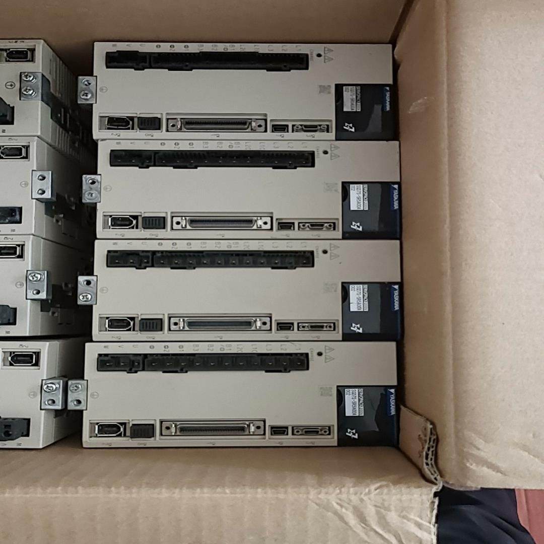 【星慕电子】安川伺服驱动器，七系750瓦SGD7S-5R5A00A00A