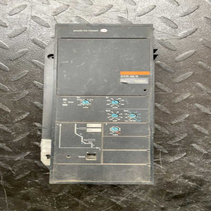 梅兰日兰 STR38S   800A 议价【侨报商行】