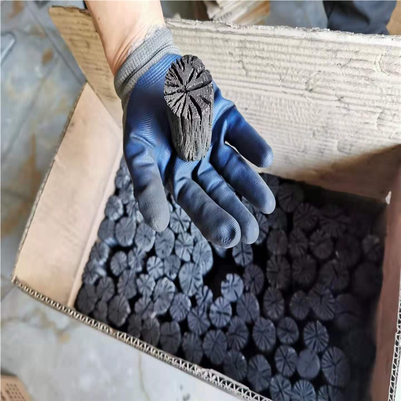 精黄金小圆柱菊花木炭个人烧烤易燃木炭烟橡木白炭厂家自产碳